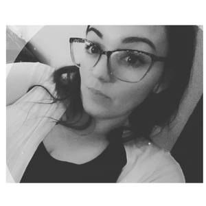 Meet your Posher, Rochelle
